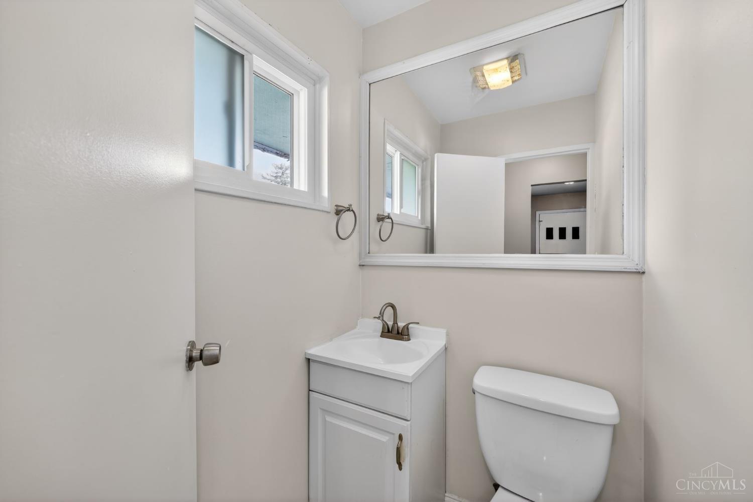 8819 Grenada Drive, Springfield Twp., OH, 45231 — photo 29