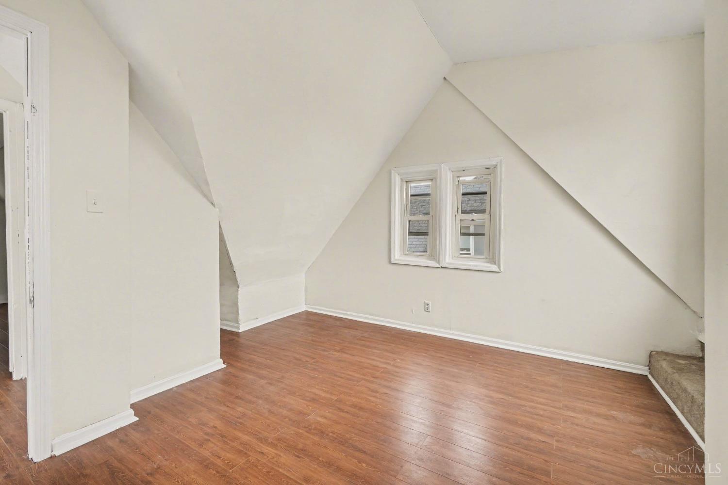 421 Southview Avenue, Cincinnati, OH, 45219 — photo 11