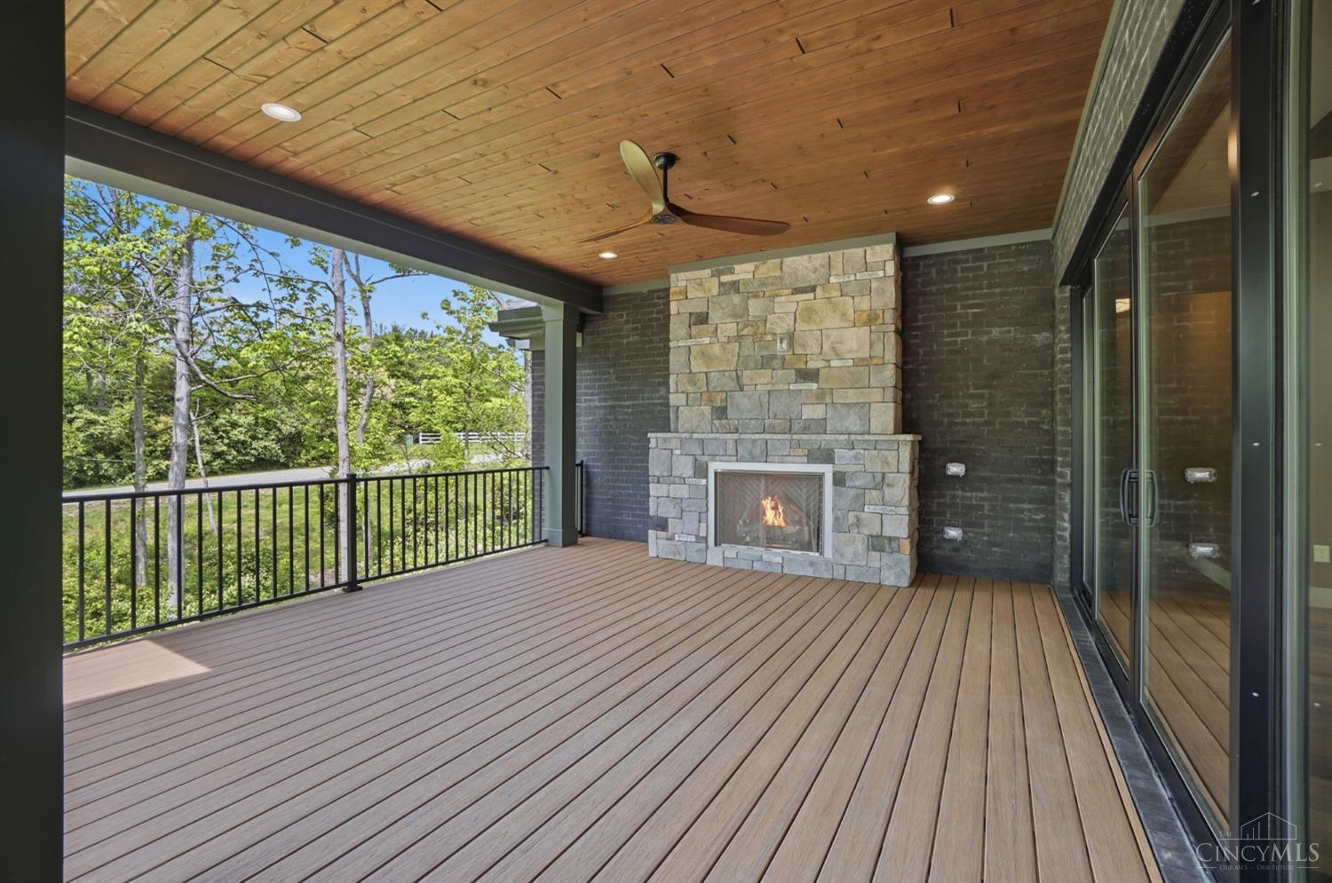 18 Chimney Ridge Drive