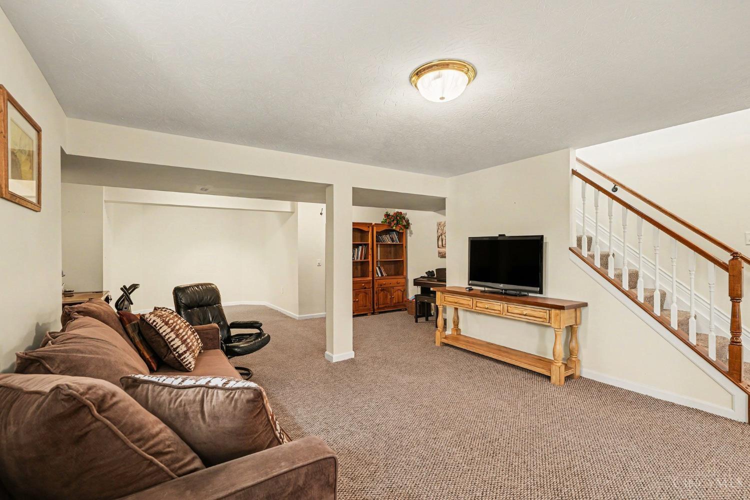 6154 Pondside Drive, Hamilton Twp, OH, 45039