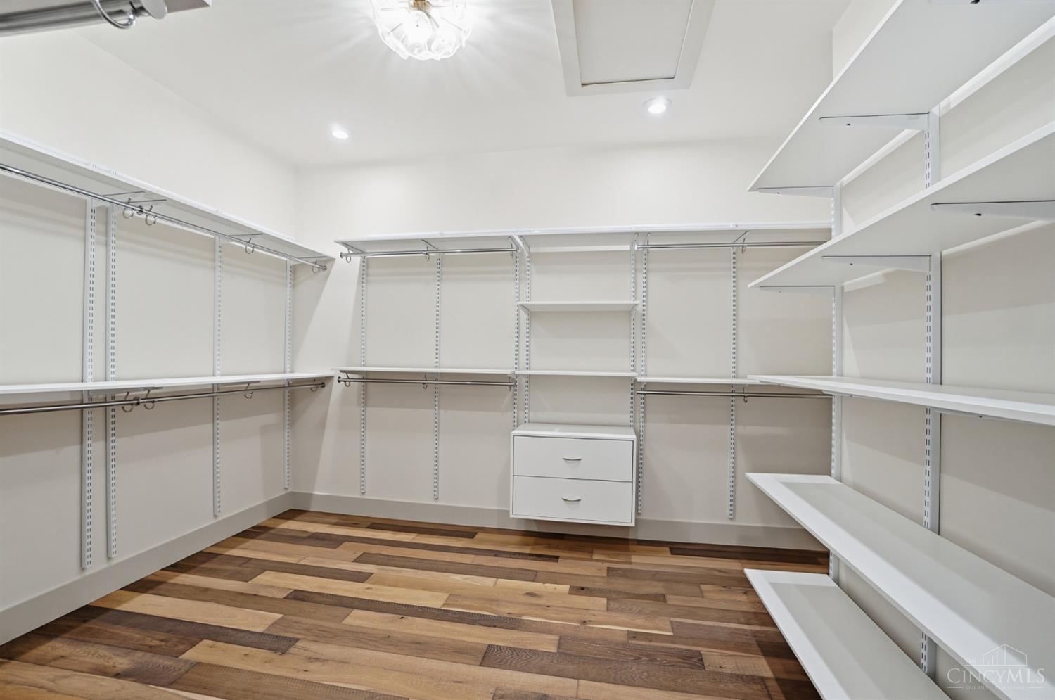 18 Chimney Ridge Drive