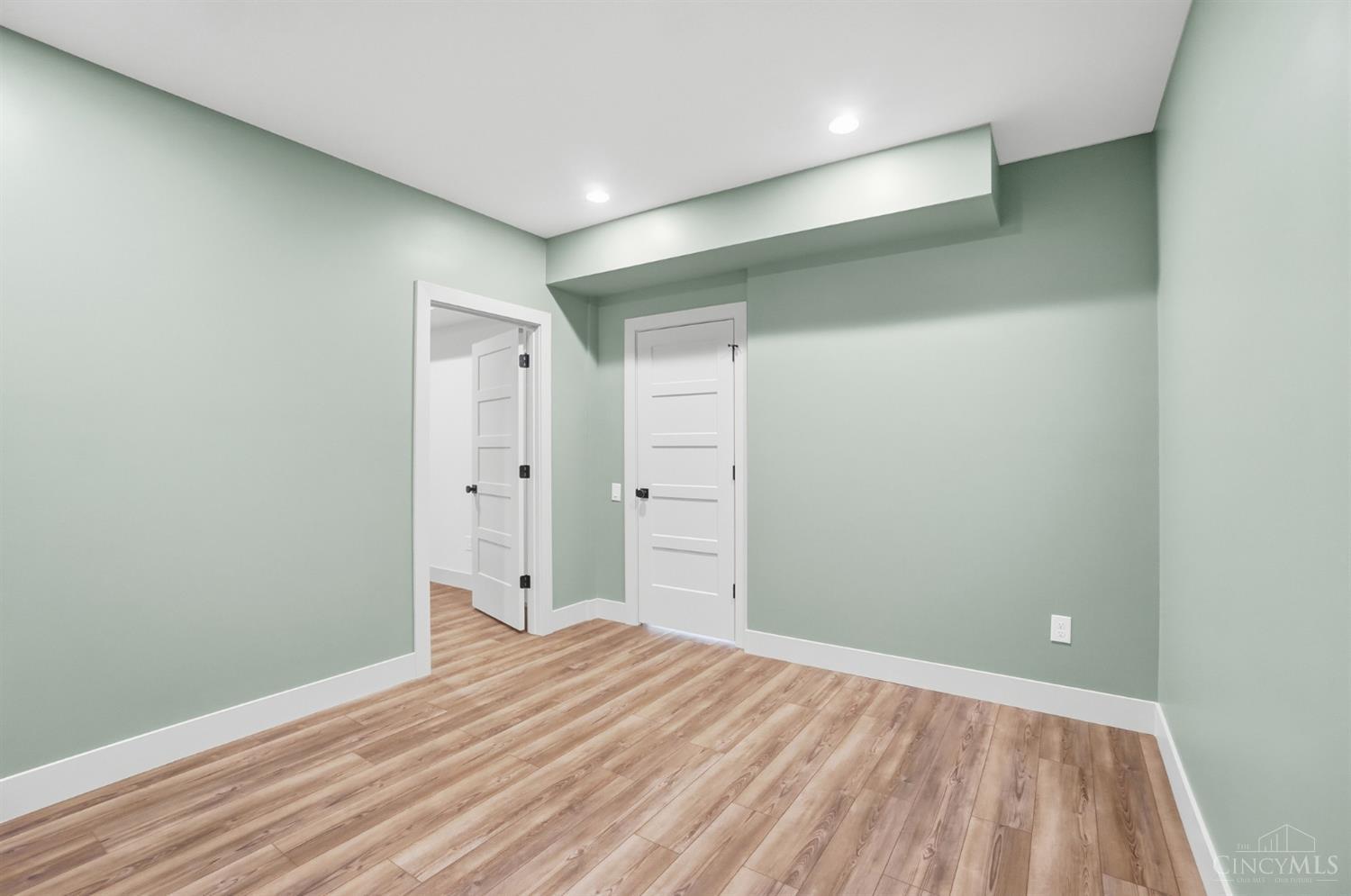 18 Chimney Ridge Drive