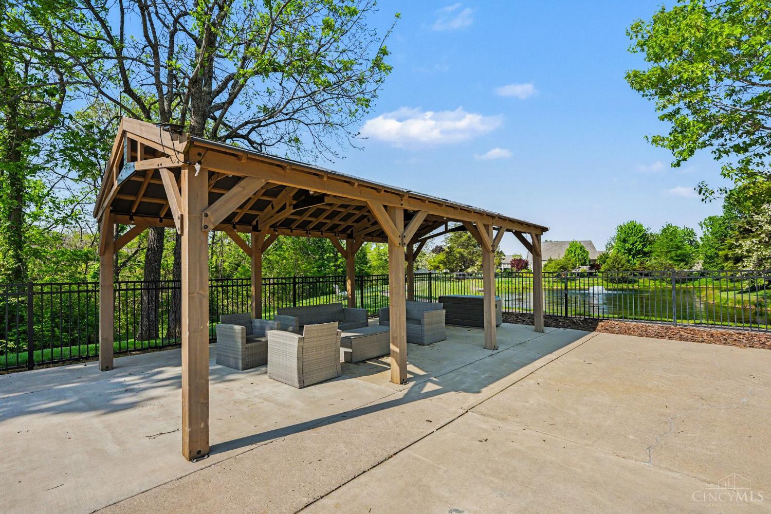 6154 Pondside Drive, Hamilton Twp, OH, 45039
