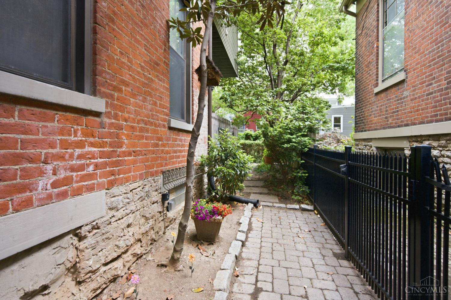 1224 Ida Street, Cincinnati, OH, 45202 — photo 36