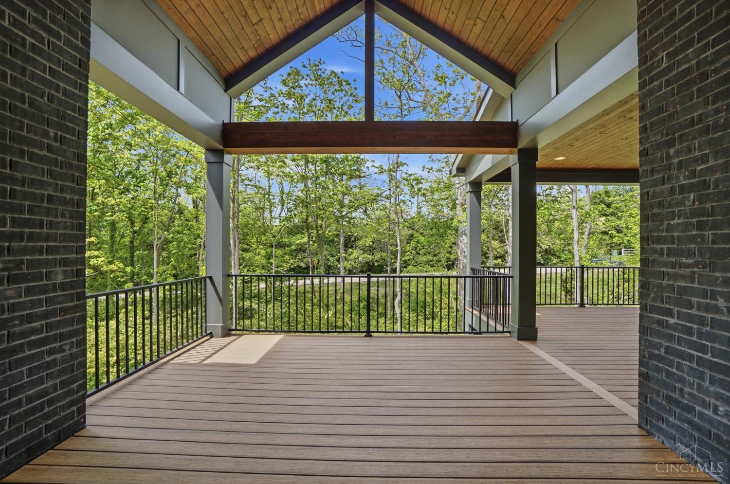 18 Chimney Ridge Drive