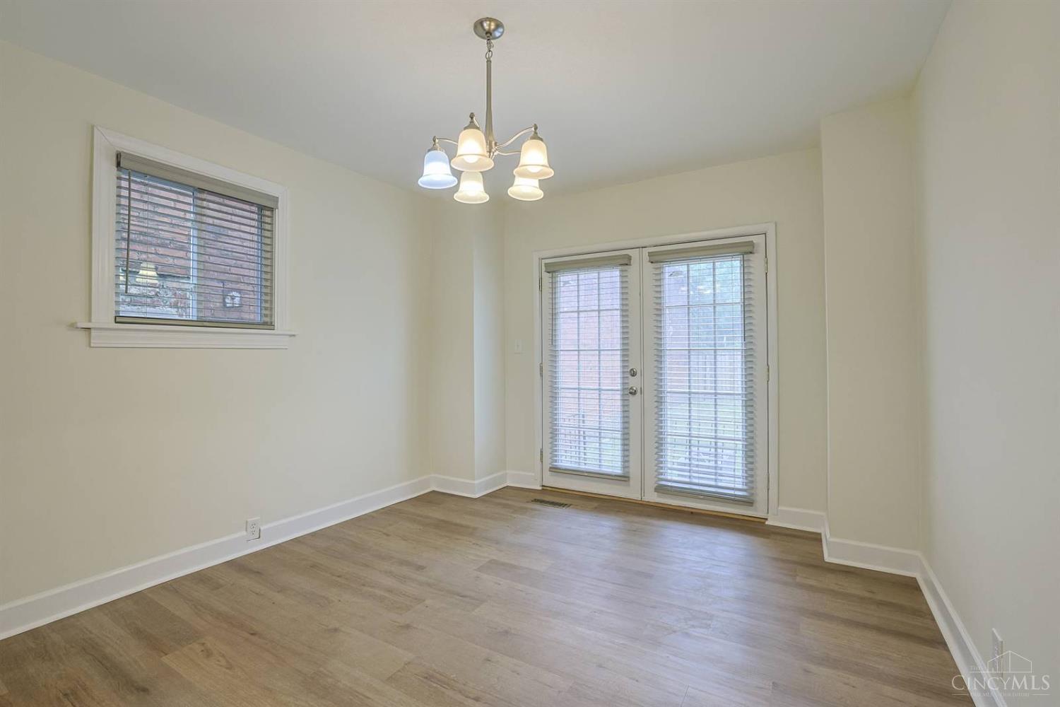 2956 Henshaw Avenue, Cincinnati, OH, 45225 — photo 10
