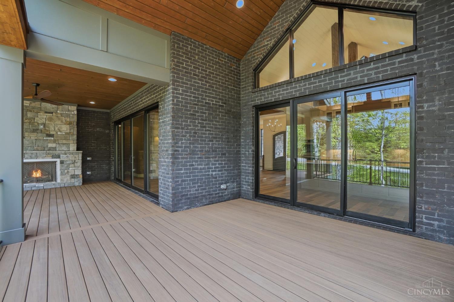 18 Chimney Ridge Drive