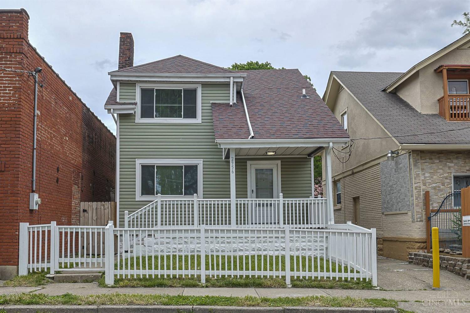 2956 Henshaw Avenue, Cincinnati, OH, 45225