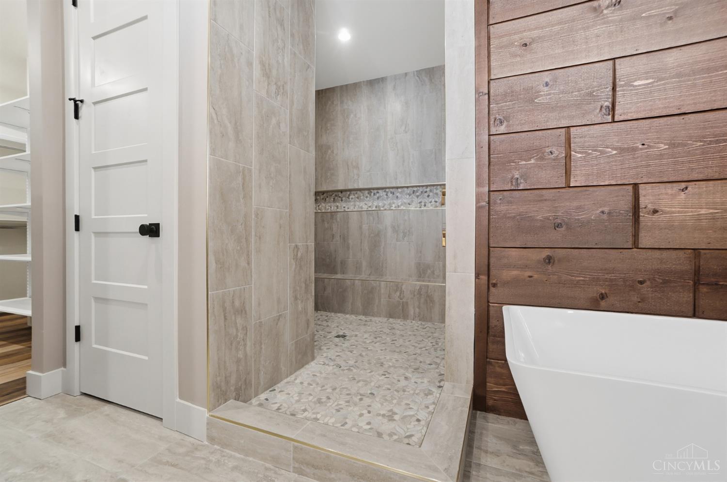 18 Chimney Ridge Drive