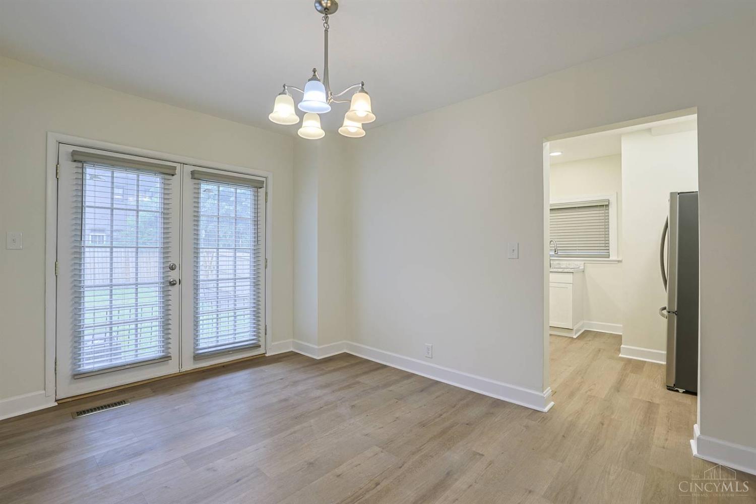 2956 Henshaw Avenue, Cincinnati, OH, 45225 — photo 11