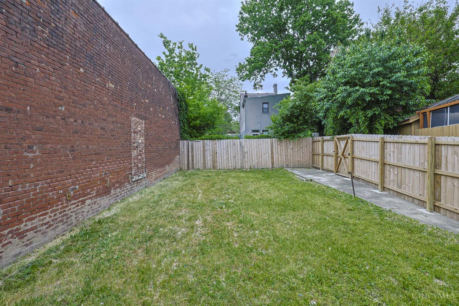 2956 Henshaw Avenue, Cincinnati, OH, 45225 — photo 28
