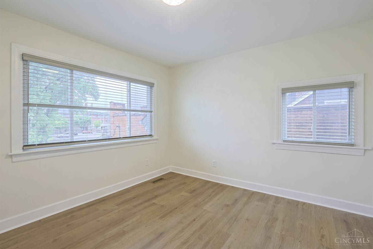 2956 Henshaw Avenue, Cincinnati, OH, 45225 — photo 16