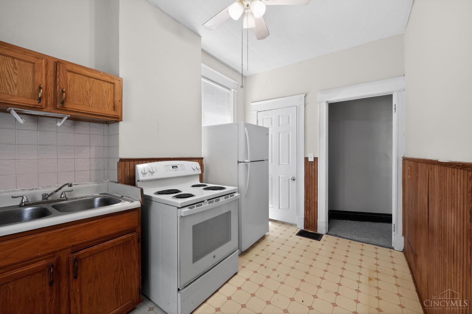 5906 Highland Avenue, Elmwood Place, OH, 45216 — photo 23