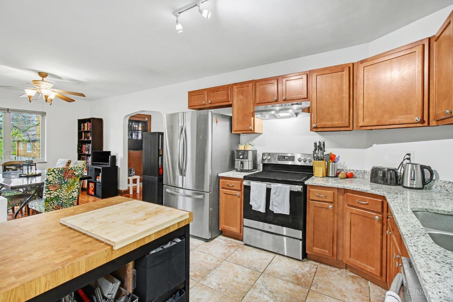 3058 Penrose Place, Cincinnati, OH, 45211 — photo 13