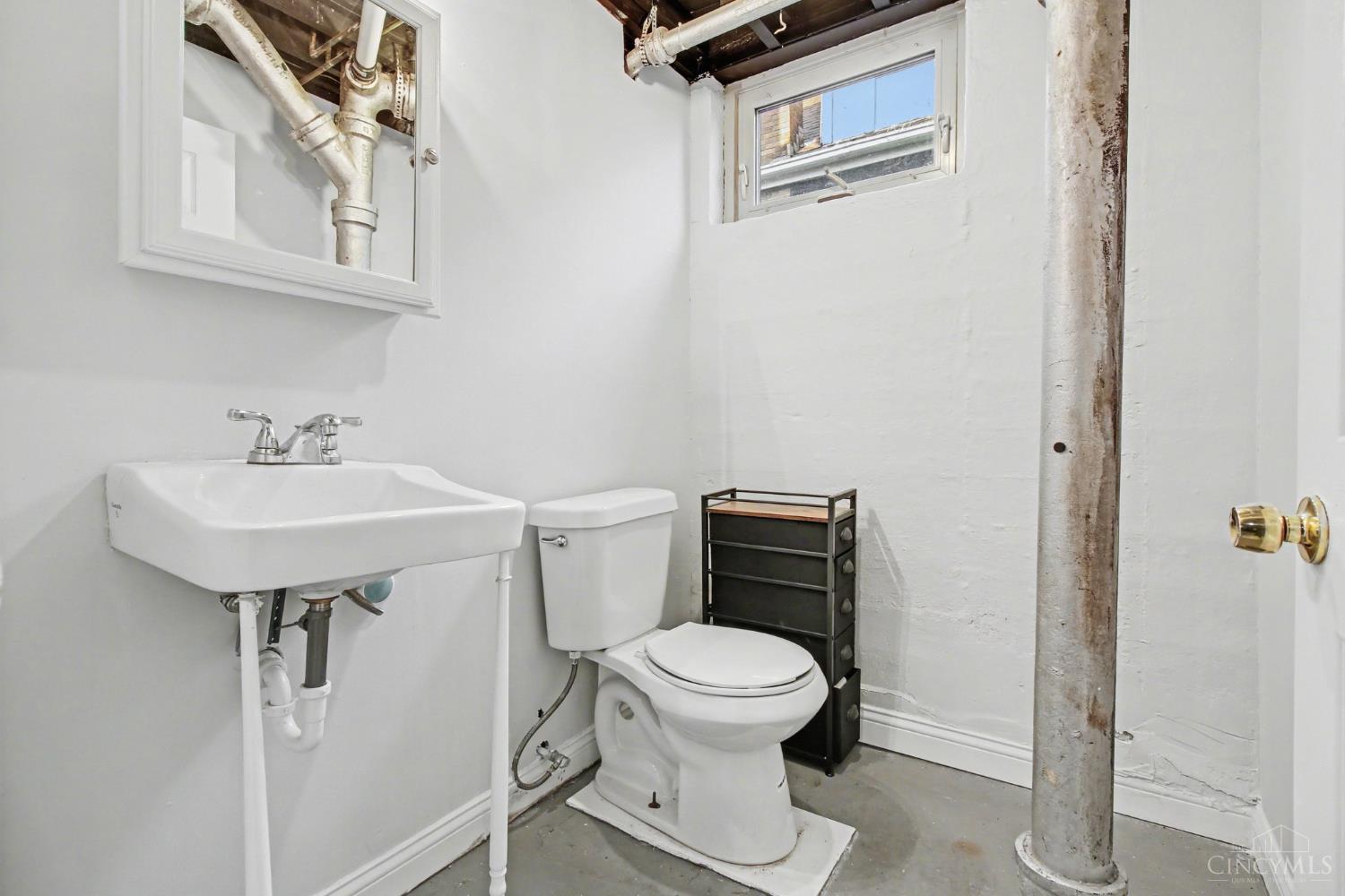 3058 Penrose Place, Cincinnati, OH, 45211 — photo 30