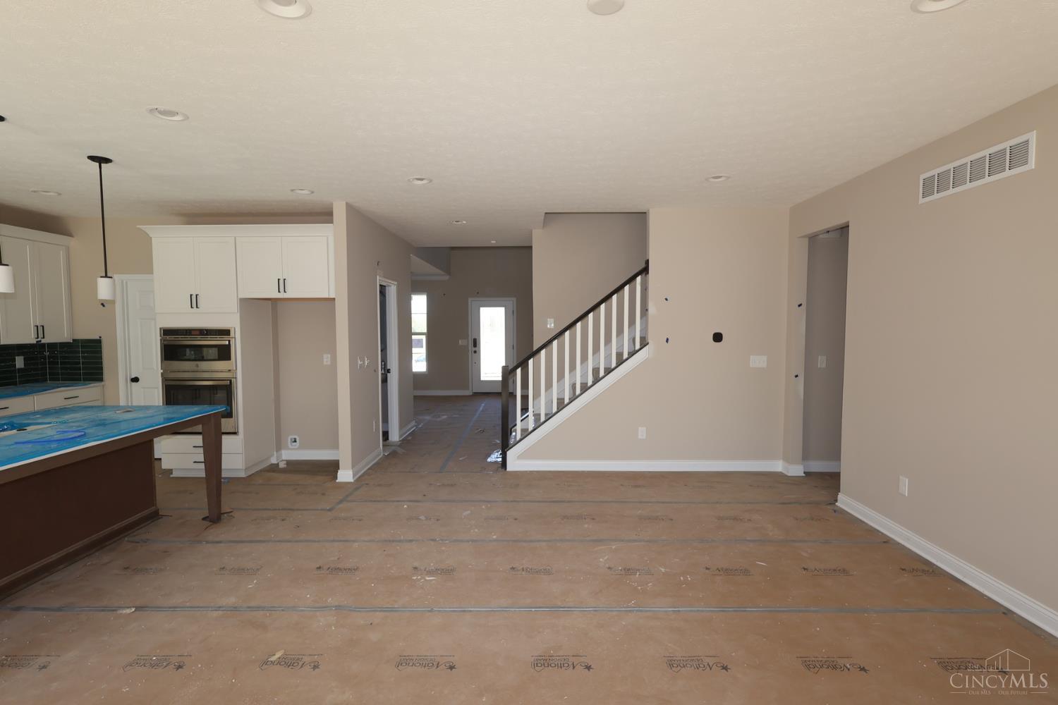 240 Tilly View #0005, Springboro, OH, 45066 — photo 17