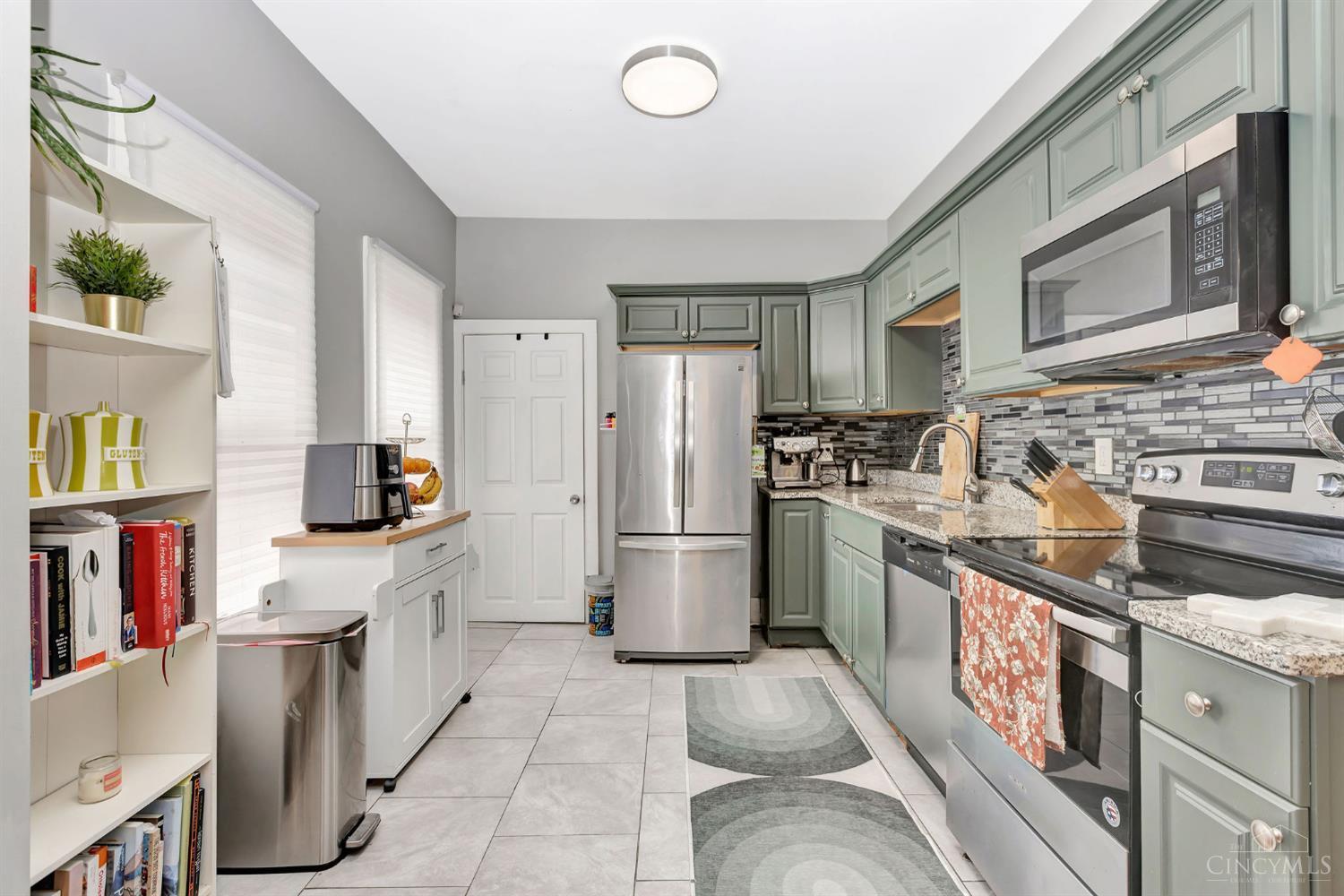 4211 Kirby Ave, Cincinnati, OH, 45223 — photo 15