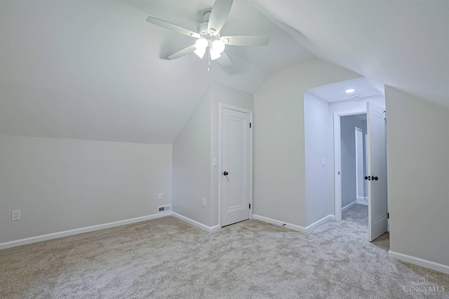 5829 Pandora Avenue, Cincinnati, OH, 45213 — photo 29