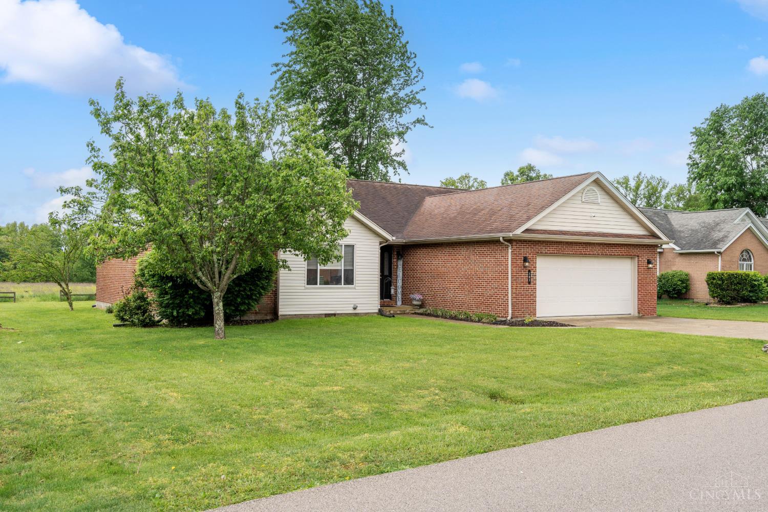 203 Lakewood Lane, Georgetown, OH, 45121 — photo 3