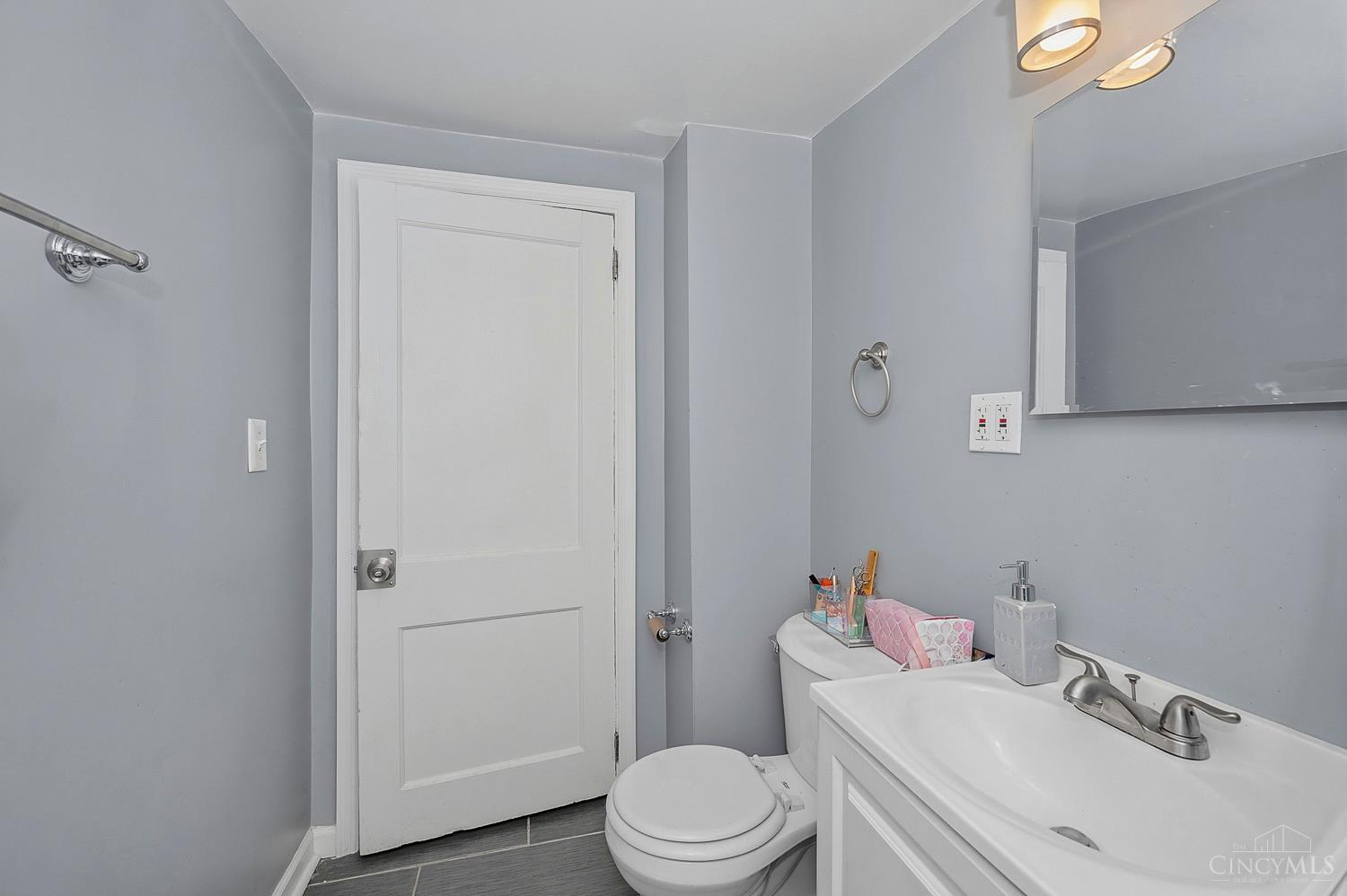 945 Dana Avenue, Cincinnati, OH, 45229 — photo 24