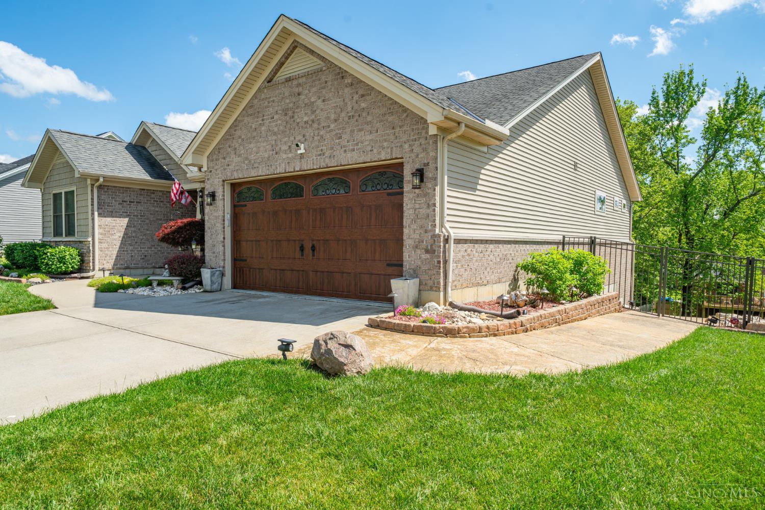 1331 Peregrine Way, Hamilton, OH, 45013 — photo 2