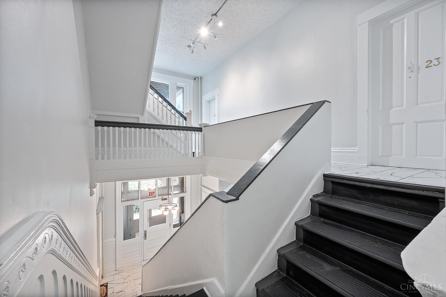 945 Dana Avenue, Cincinnati, OH, 45229 — photo 9