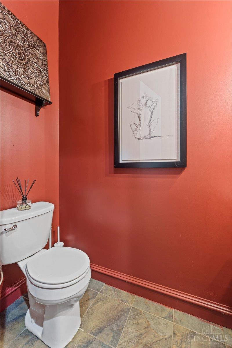 1302 Main Street, Cincinnati, OH, 45202 — photo 30