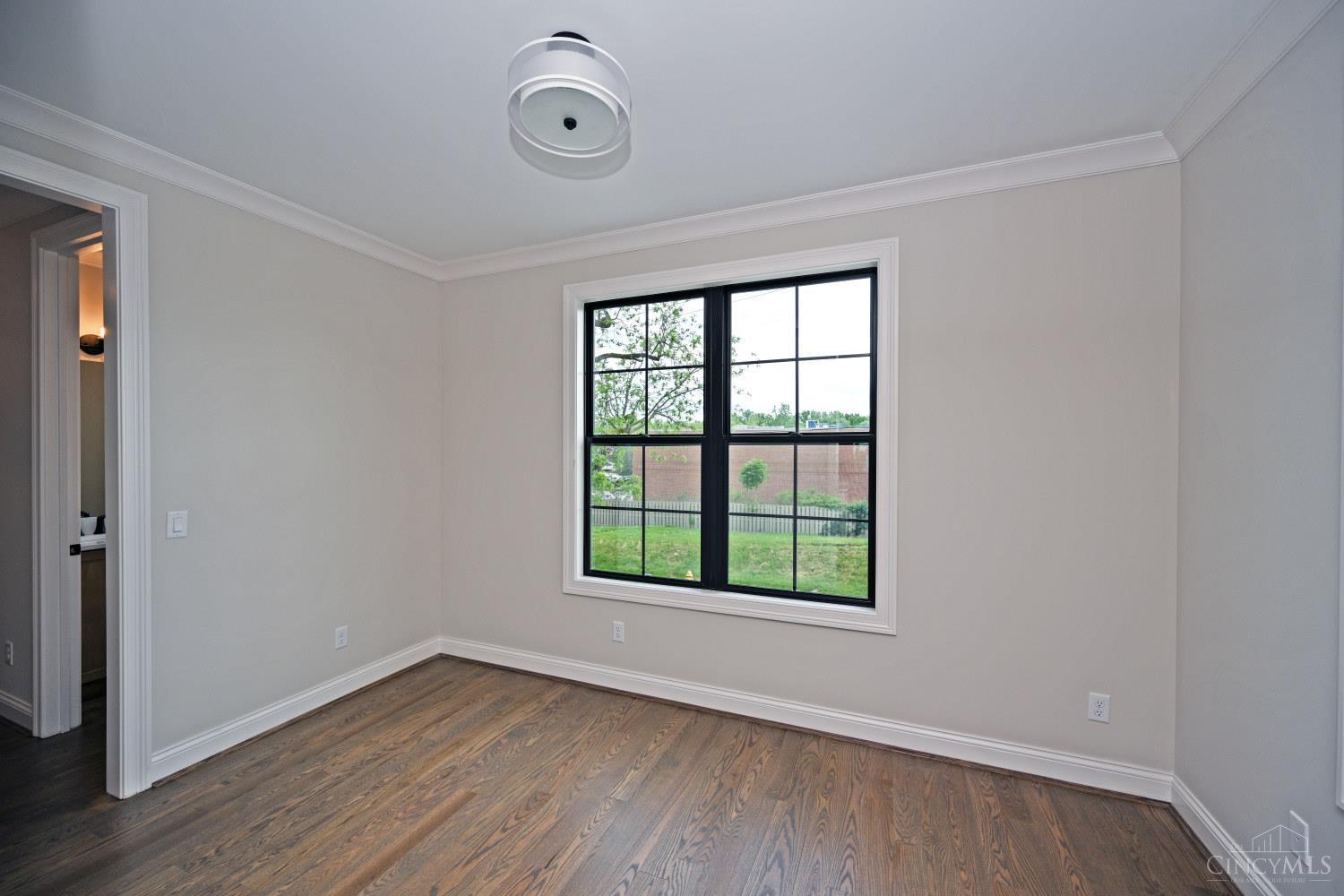 7412 Orchard Street, Columbia Twp, OH, 45227 — photo 14