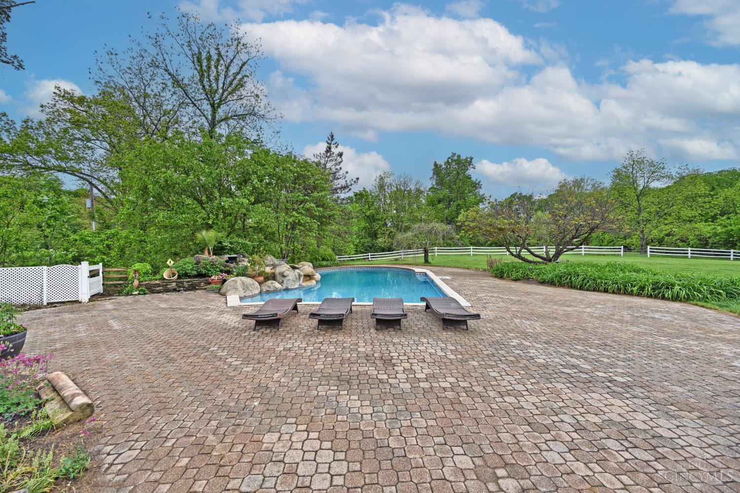 675 Hobby Horse Lane, Miami Twp, OH, 45150 — photo 57