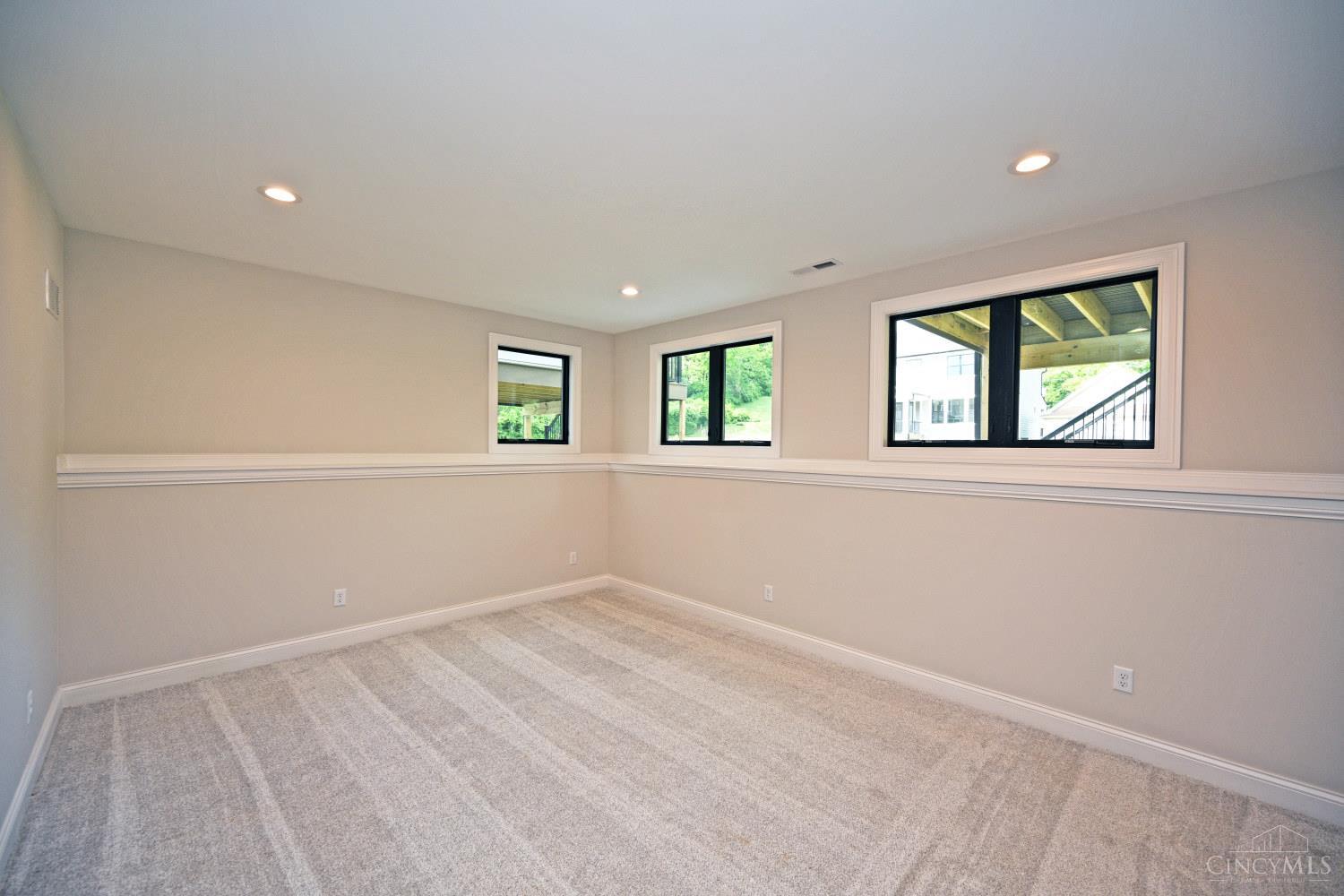 7412 Orchard Street, Columbia Twp, OH, 45227 — photo 38