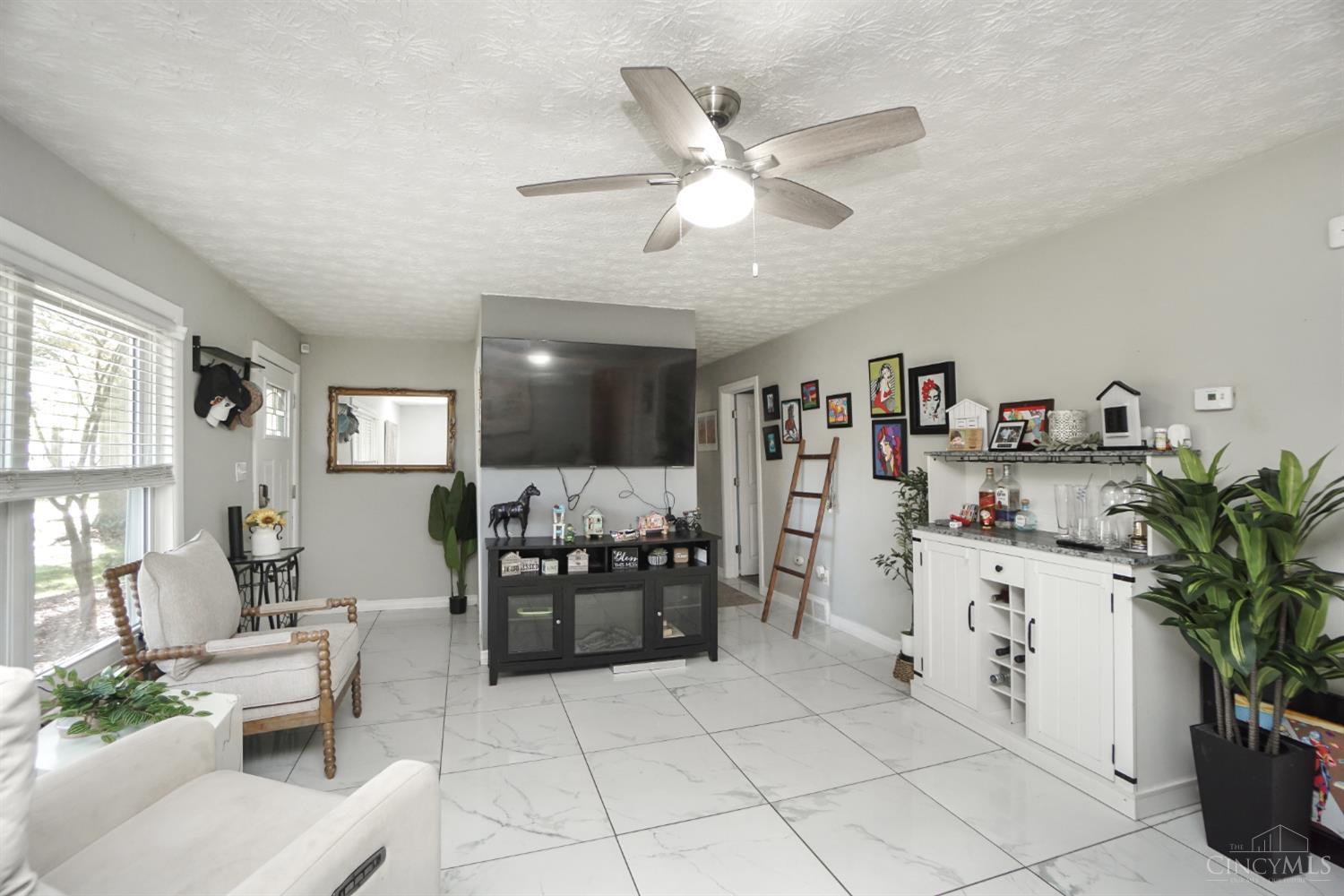 5731 Hilltop Way, Miami Twp, OH, 45150 — photo 8
