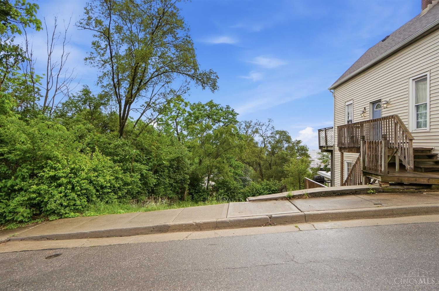 17 Estelle Street, Cincinnati, OH, 45219 — photo 12
