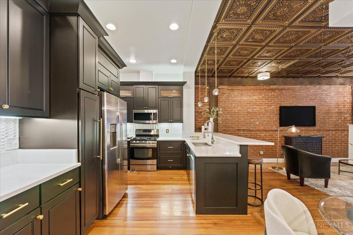 1302 Main Street, Cincinnati, OH, 45202 — photo 17