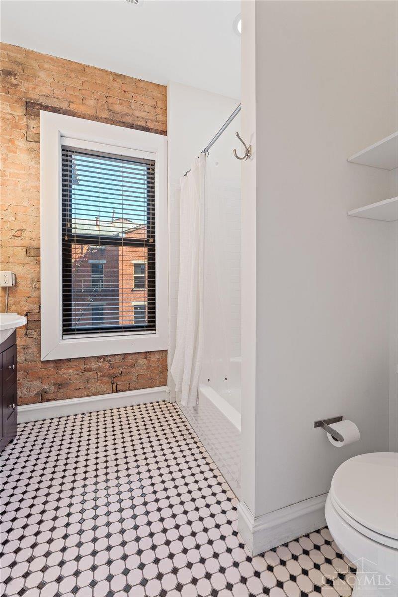 1302 Main Street, Cincinnati, OH, 45202 — photo 47