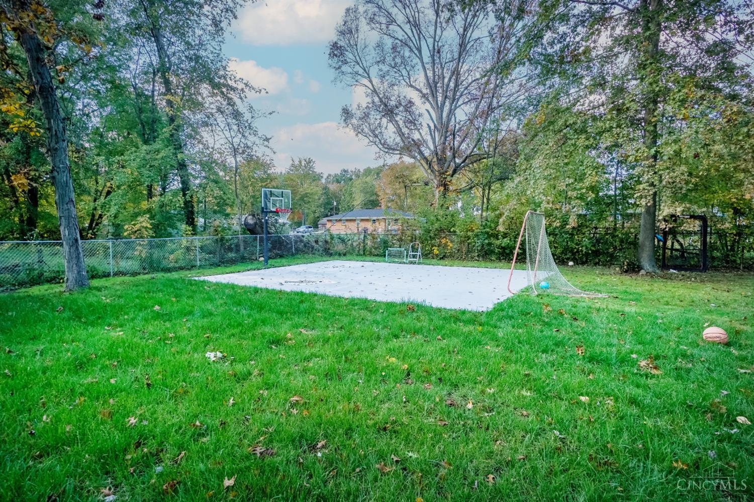 5731 Hilltop Way, Miami Twp, OH, 45150 — photo 39