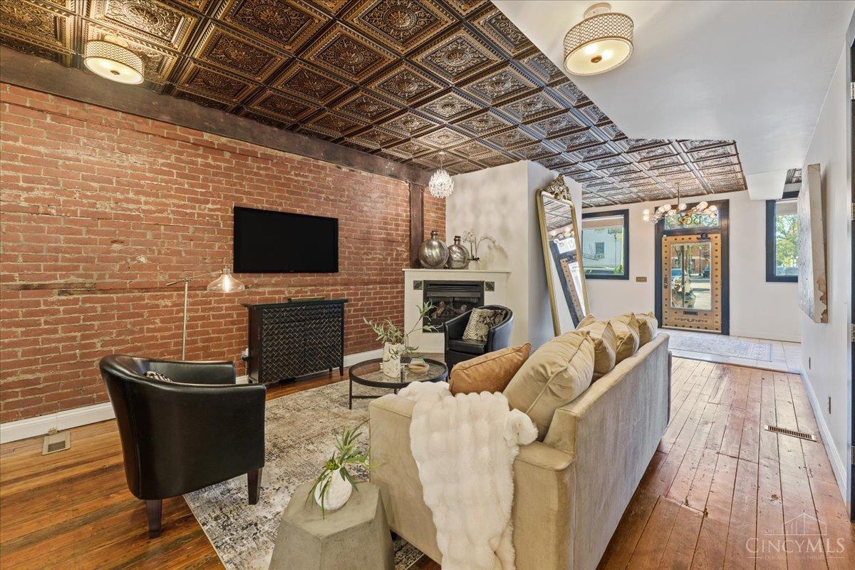 1302 Main Street, Cincinnati, OH, 45202 — photo 12