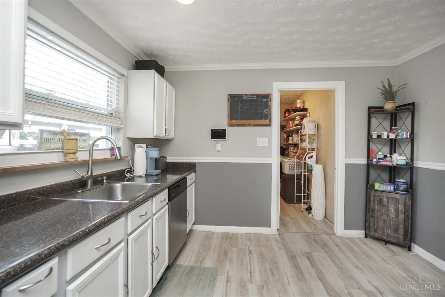 5731 Hilltop Way, Miami Twp, OH, 45150 — photo 15