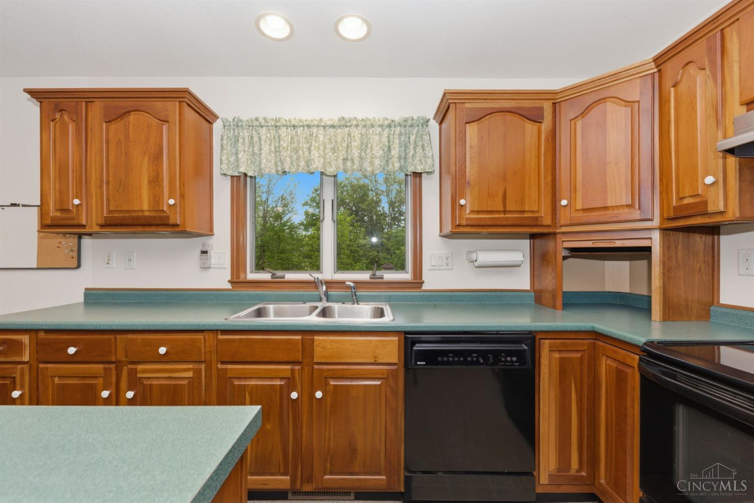 884 Waynoka Dr, Jackson Twp, OH, 45171 — photo 18