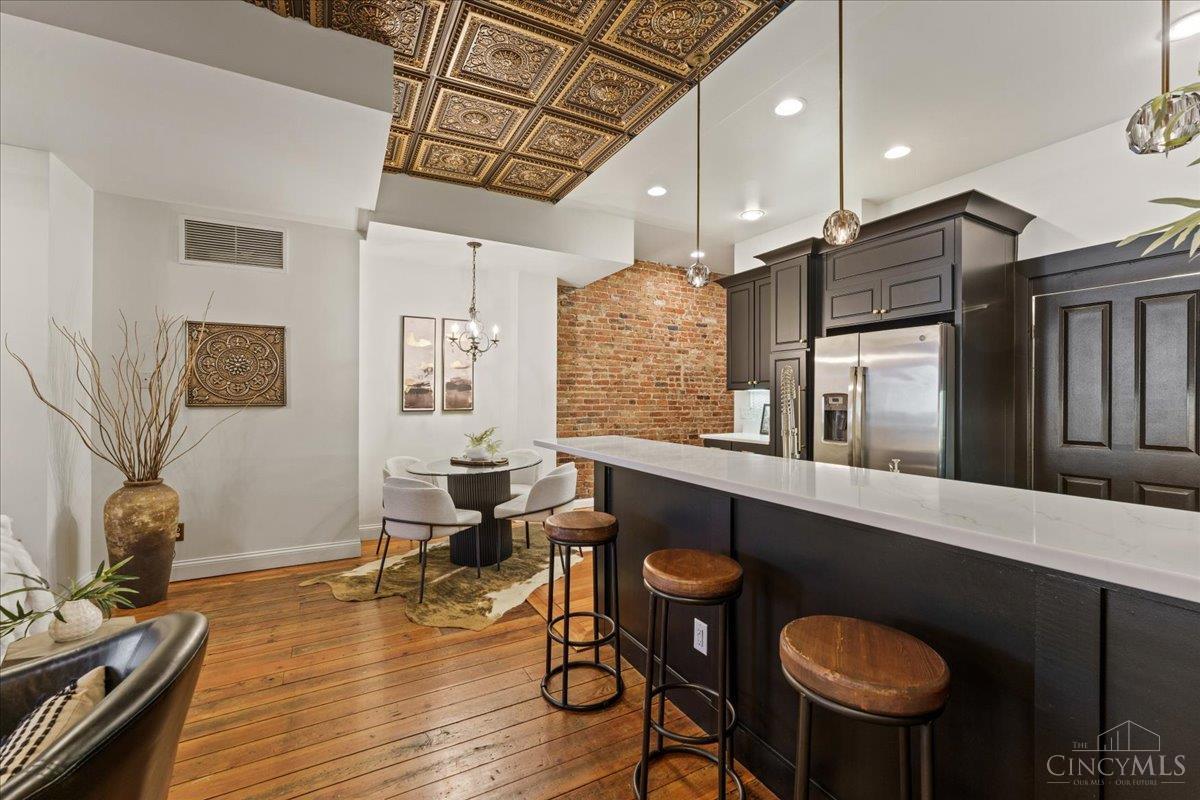 1302 Main Street, Cincinnati, OH, 45202 — photo 19