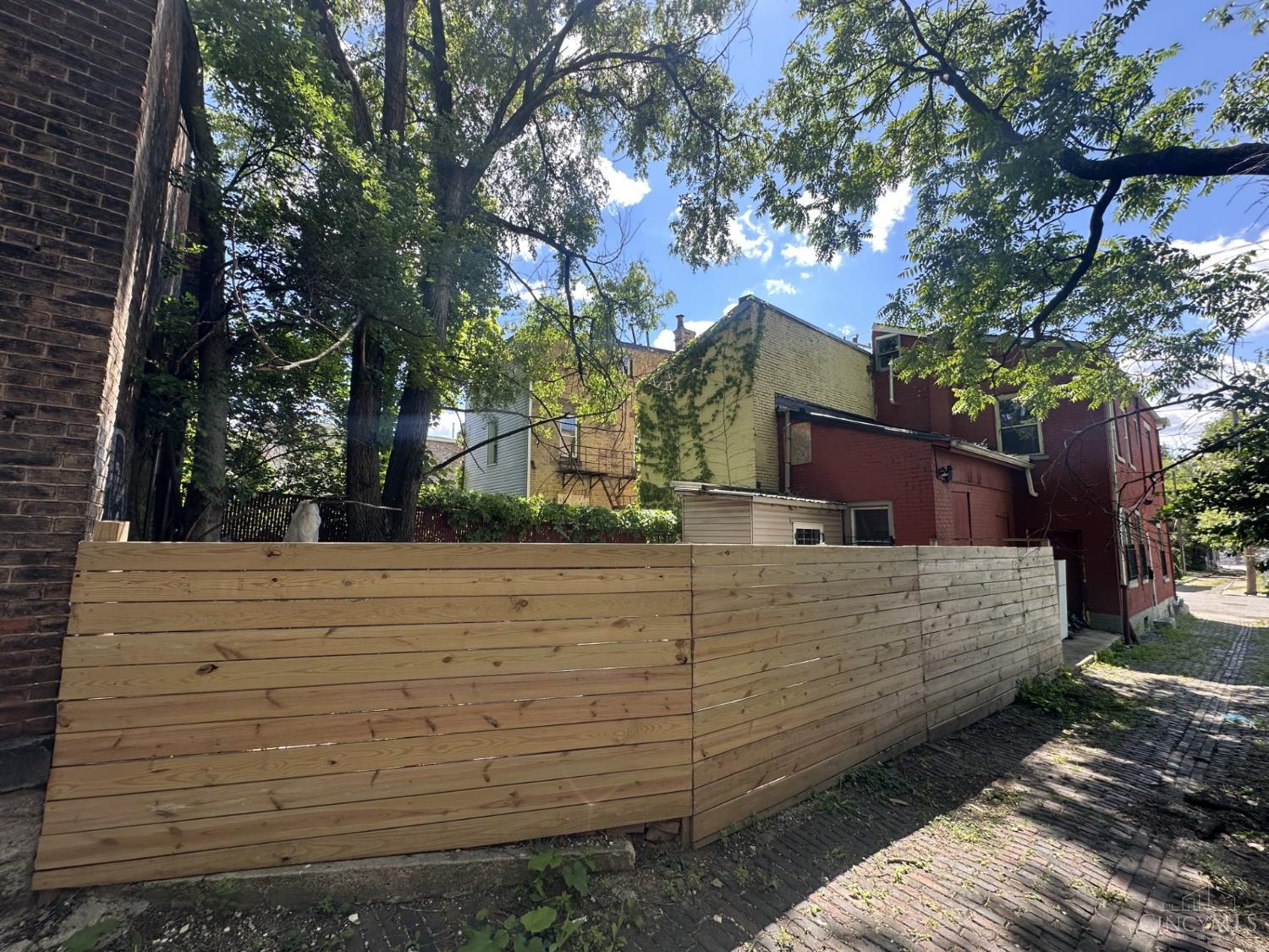 550 York St, Cincinnati, OH, 45214 — photo 2