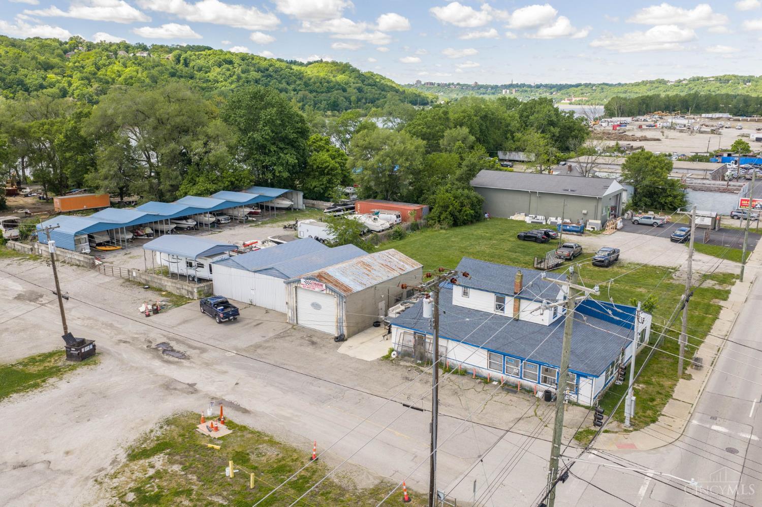 4255 Kellogg Avenue, Cincinnati, OH, 45226 — photo 2