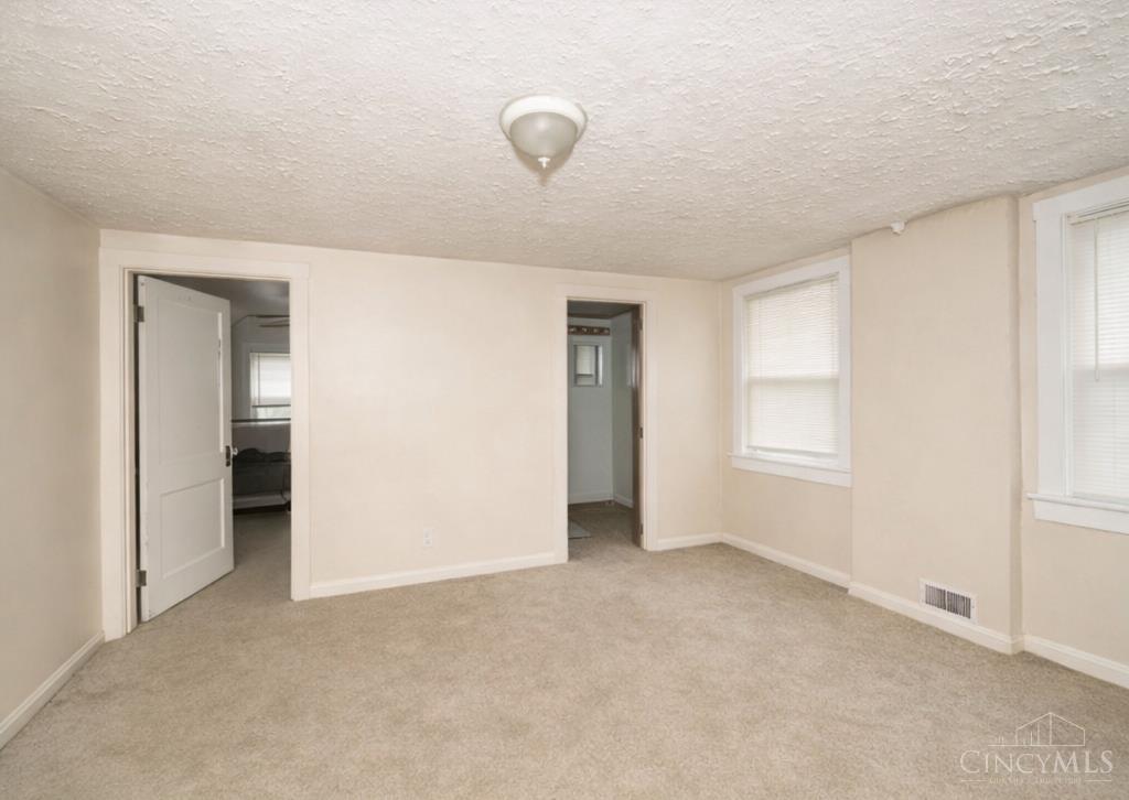4526 Clearview Avenue, Cincinnati, OH, 45205 — photo 24