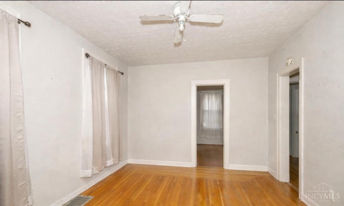 4526 Clearview Avenue, Cincinnati, OH, 45205 — photo 9