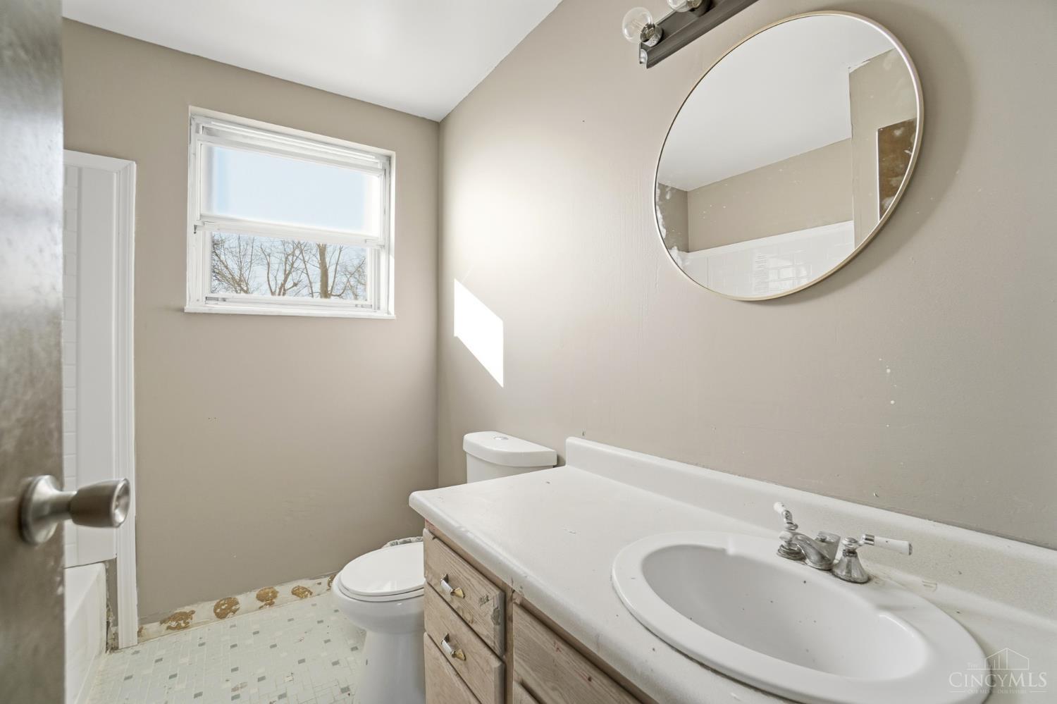 4357 Hubble Road, Green Twp, OH, 45247 — photo 13