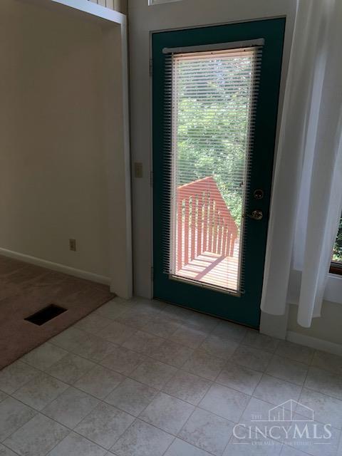 10251 Pendery Drive, Montgomery, OH, 45242 — photo 28