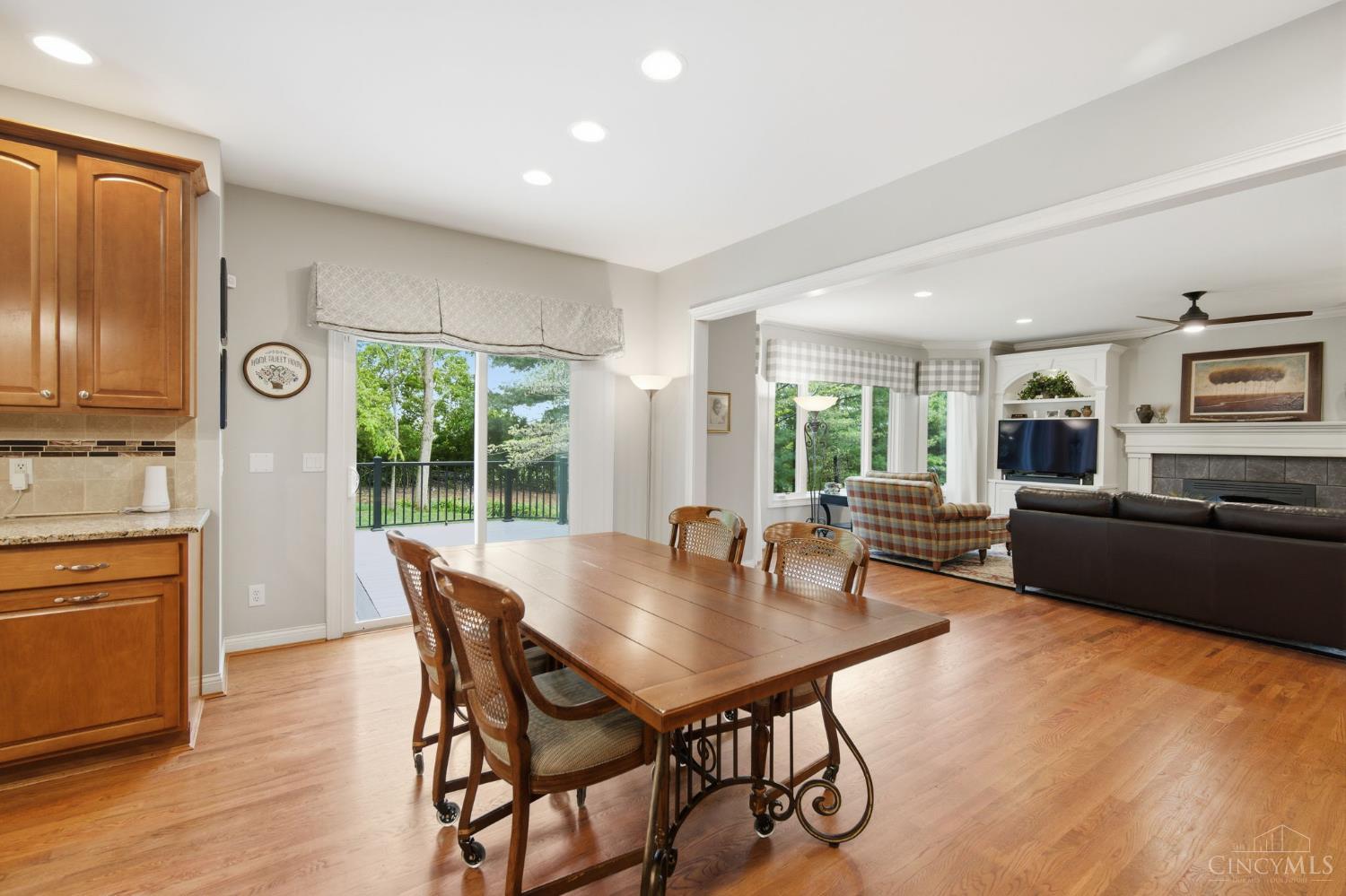 5564 Oak View Drive, Hamilton Twp, OH, 45039 — photo 16