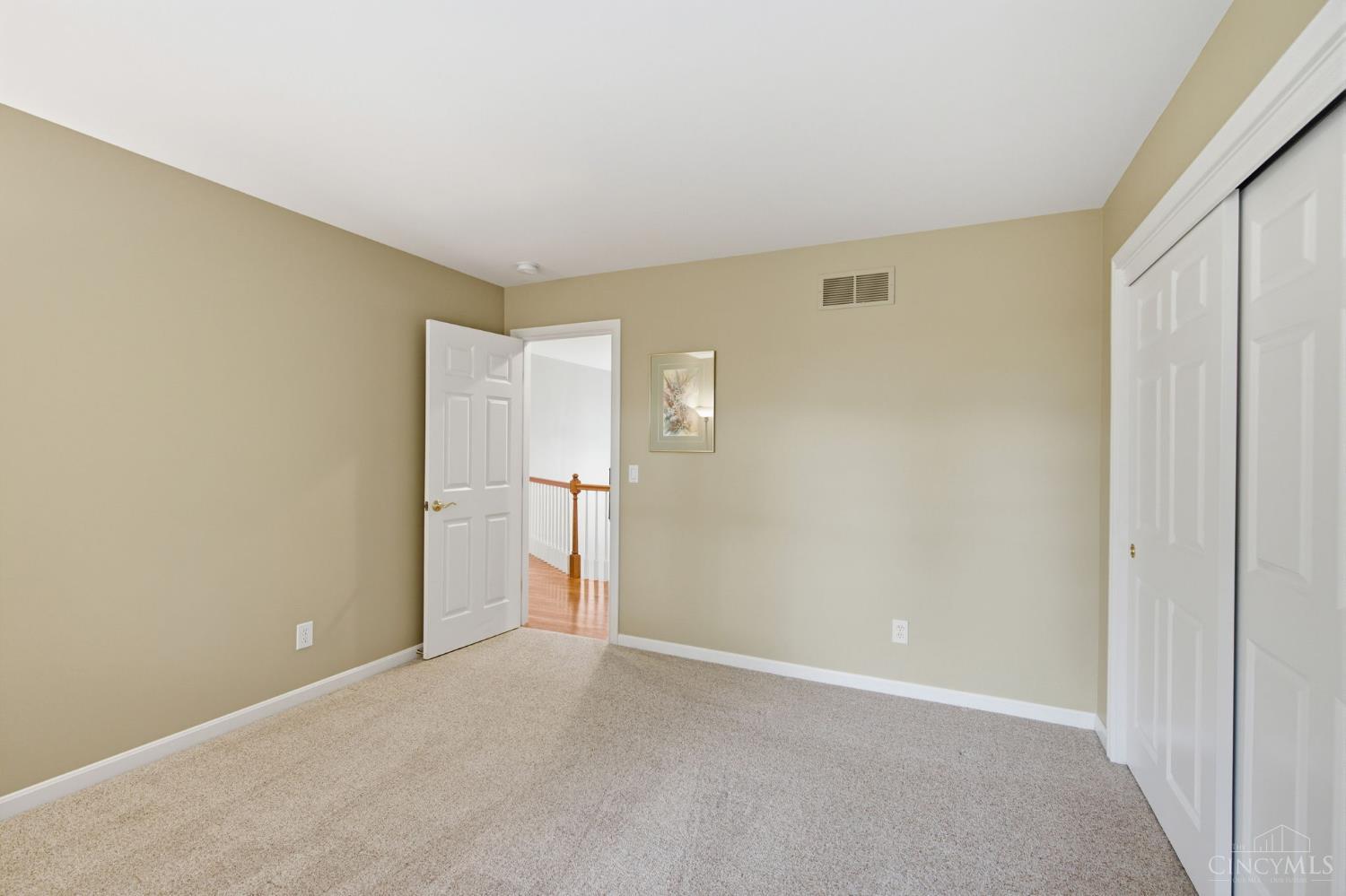 5564 Oak View Drive, Hamilton Twp, OH, 45039 — photo 42