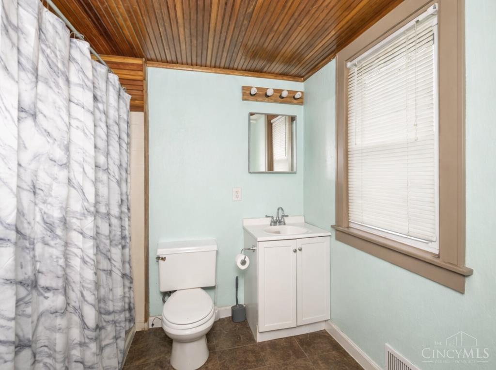 4526 Clearview Avenue, Cincinnati, OH, 45205 — photo 25