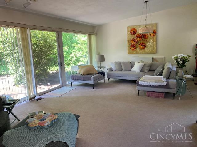 10251 Pendery Drive, Montgomery, OH, 45242 — photo 16