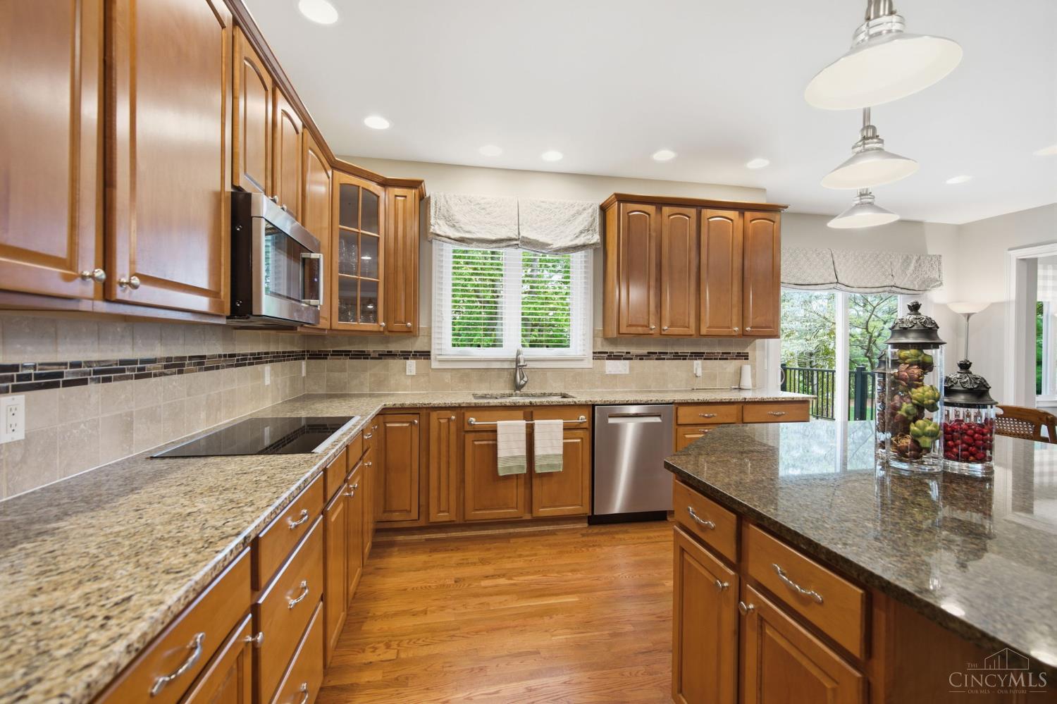 5564 Oak View Drive, Hamilton Twp, OH, 45039 — photo 17